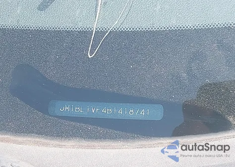 2011 Mazda Mazda3 I Touring z USA, uszkodzony, nr VIN JM1BL1VF4B1418741